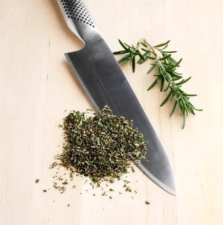 Hvorfor vælge et skærebræt i titanium fra Tinordic?