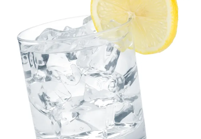 Isterningemaskine – hurtig, praktisk og perfekt til hjemmet